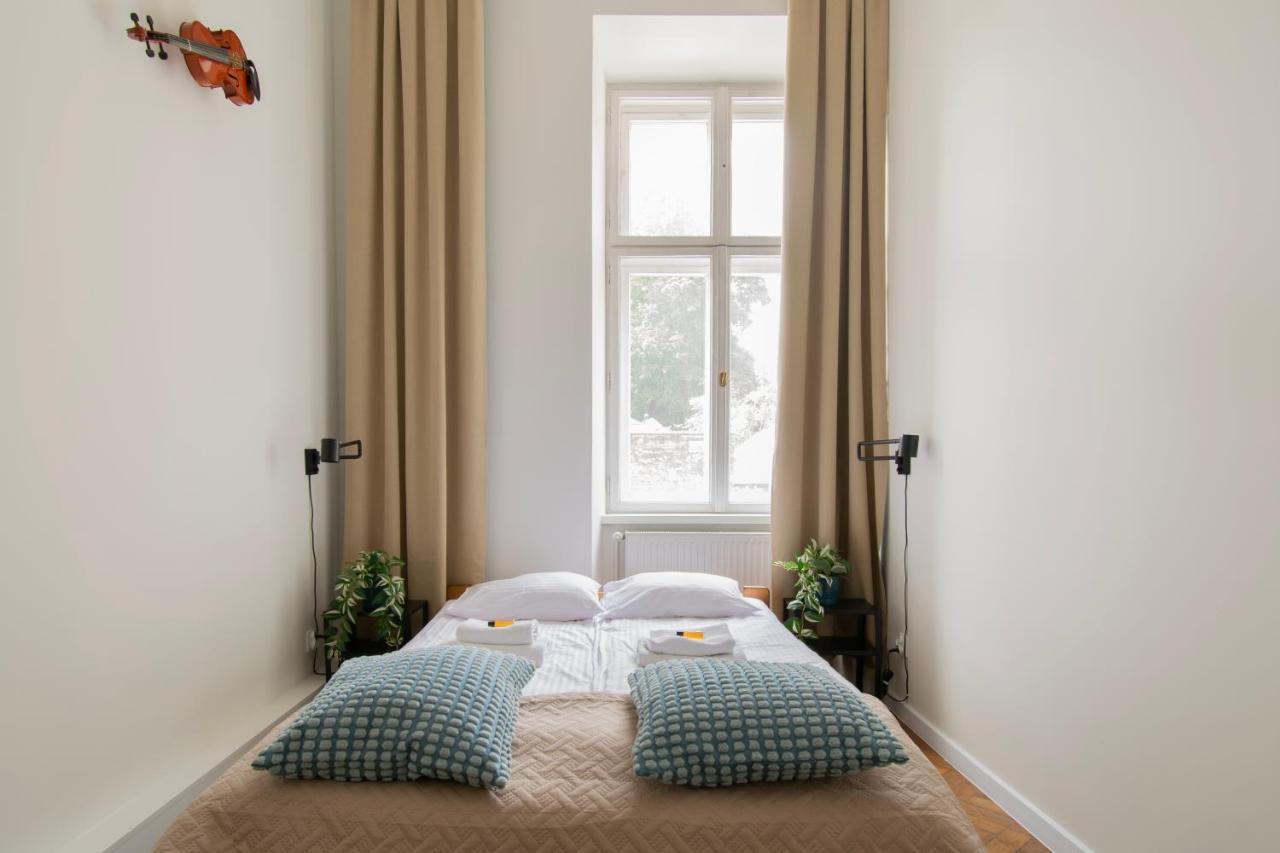 קרקוב Apartments Studencka Street, Next To Planty Park מראה חיצוני תמונה