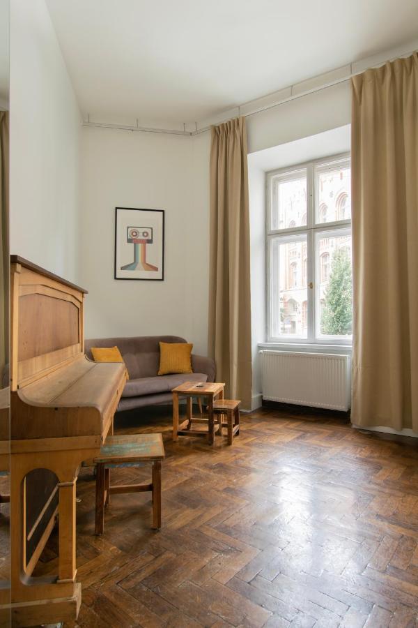 קרקוב Apartments Studencka Street, Next To Planty Park מראה חיצוני תמונה