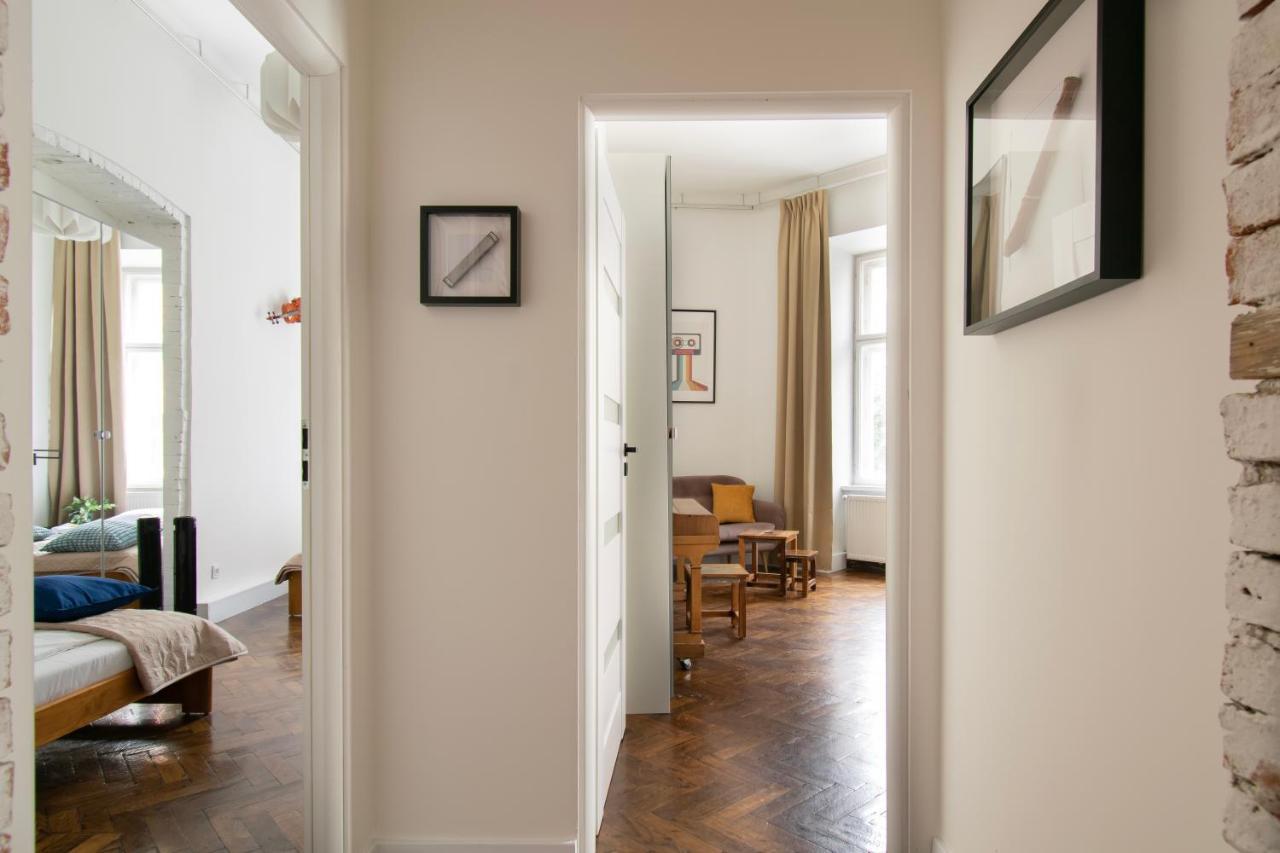 קרקוב Apartments Studencka Street, Next To Planty Park מראה חיצוני תמונה
