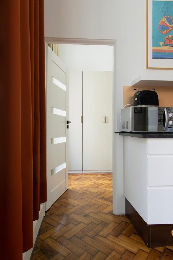 קרקוב Apartments Studencka Street, Next To Planty Park מראה חיצוני תמונה