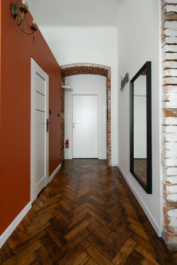 קרקוב Apartments Studencka Street, Next To Planty Park מראה חיצוני תמונה