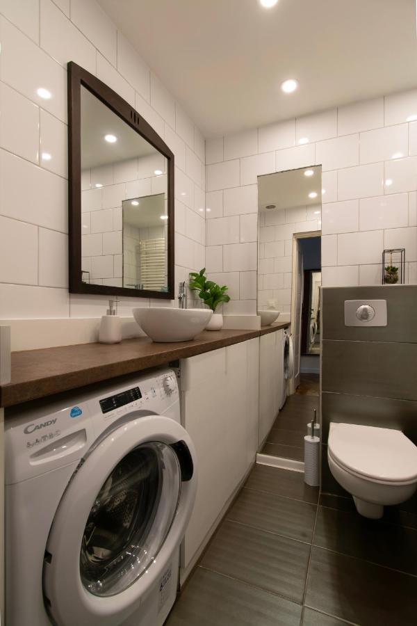 קרקוב Apartments Studencka Street, Next To Planty Park מראה חיצוני תמונה