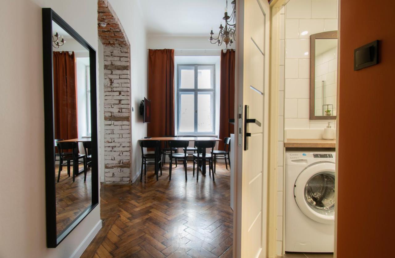 קרקוב Apartments Studencka Street, Next To Planty Park מראה חיצוני תמונה