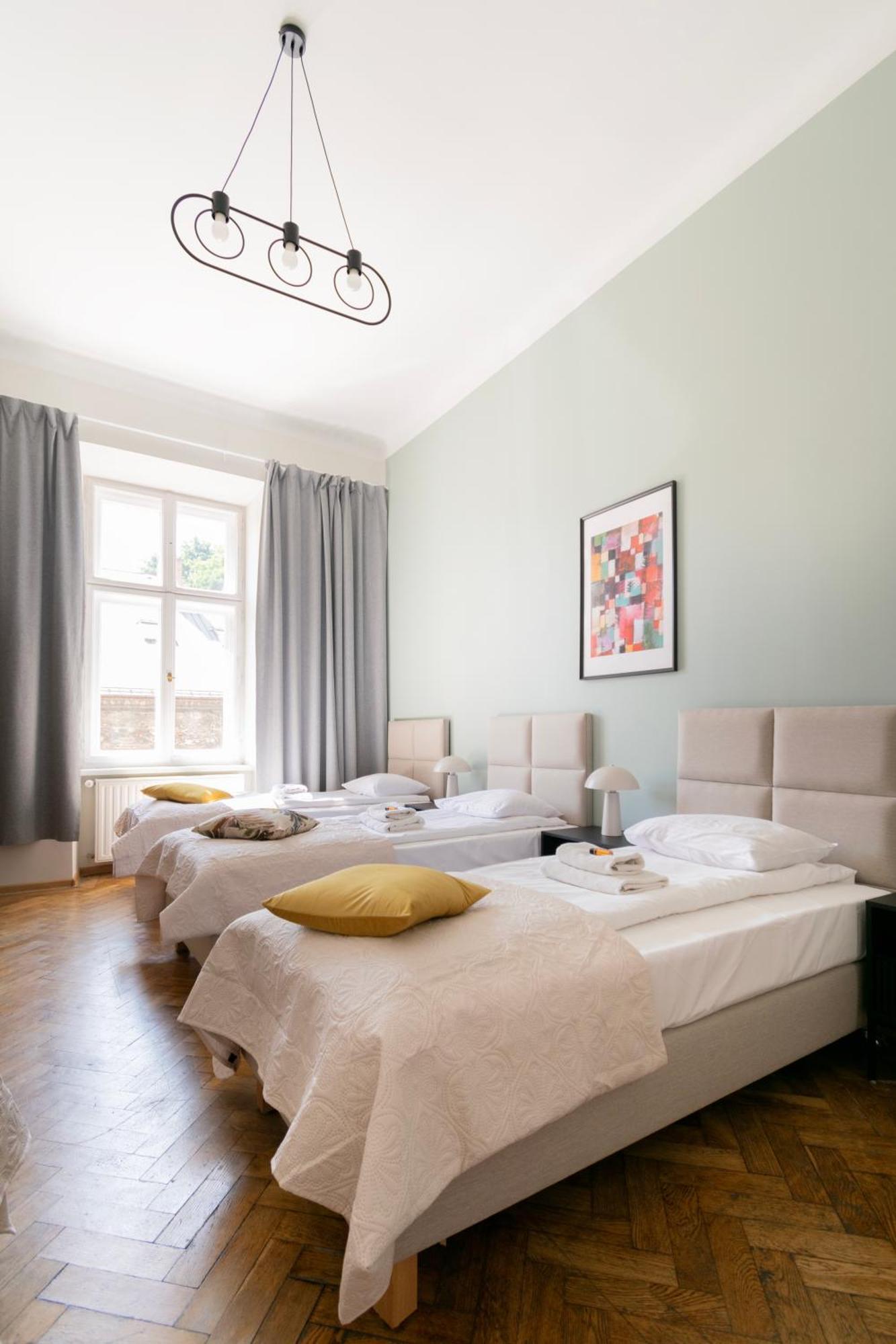קרקוב Apartments Studencka Street, Next To Planty Park מראה חיצוני תמונה