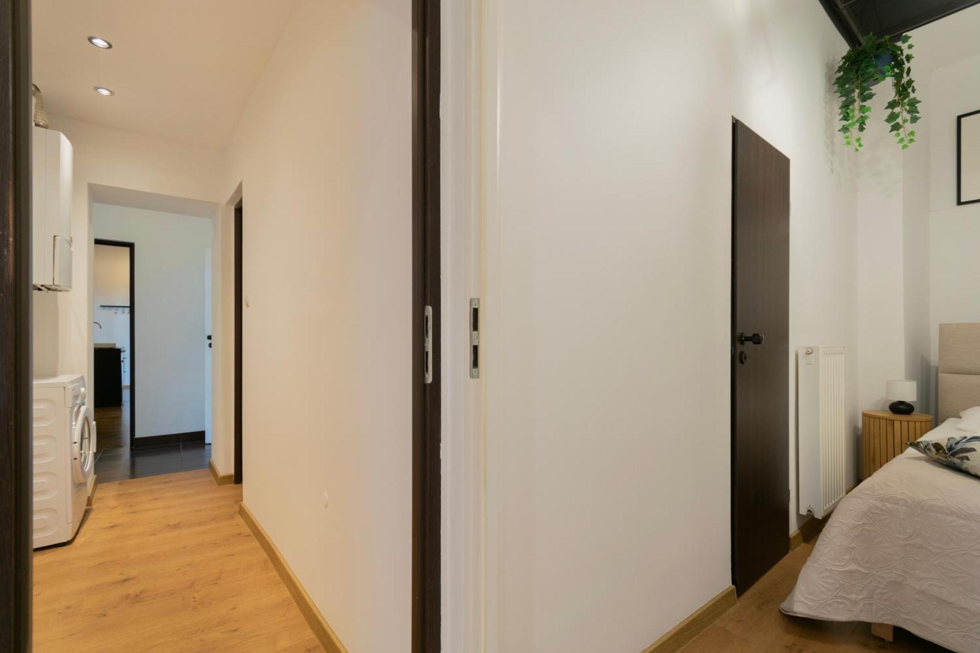 קרקוב Apartments Studencka Street, Next To Planty Park מראה חיצוני תמונה