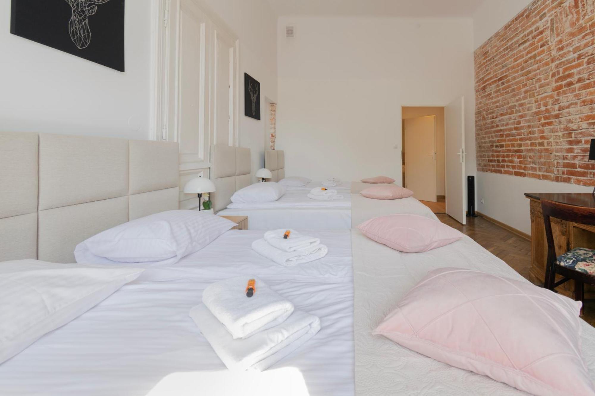 קרקוב Apartments Studencka Street, Next To Planty Park מראה חיצוני תמונה